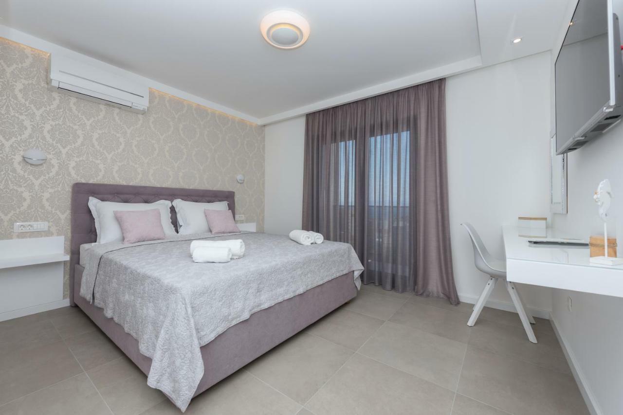 Villa Vid Apartments - Makarska Exklusiv Bagian luar foto
