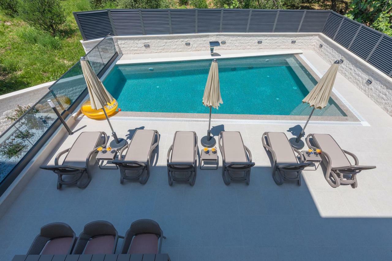 Villa Vid Apartments - Makarska Exklusiv Bagian luar foto