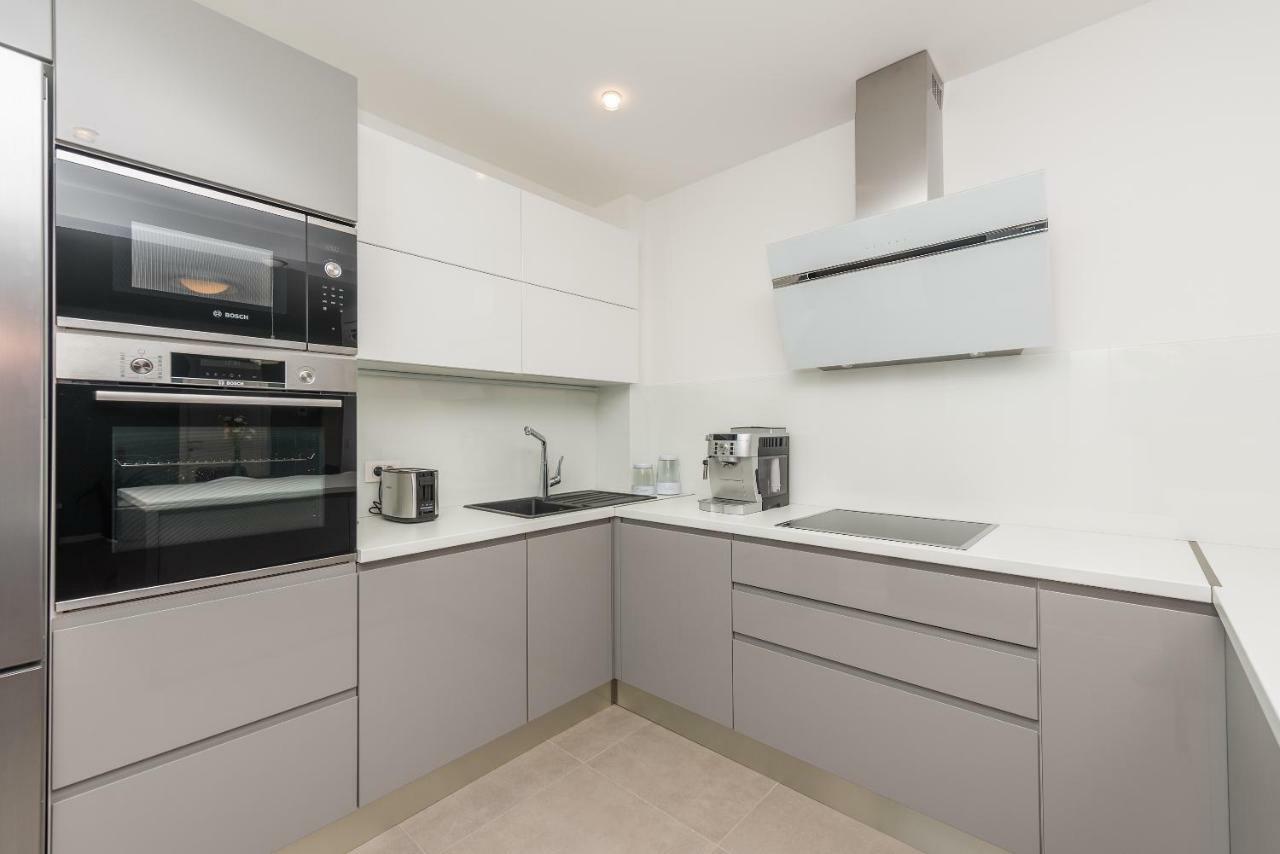 Villa Vid Apartments - Makarska Exklusiv Bagian luar foto